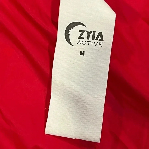 Zyia Alpine Quilted Down and Fether Red Full Zip Vest Womens size Medium - Picture 10 of 12